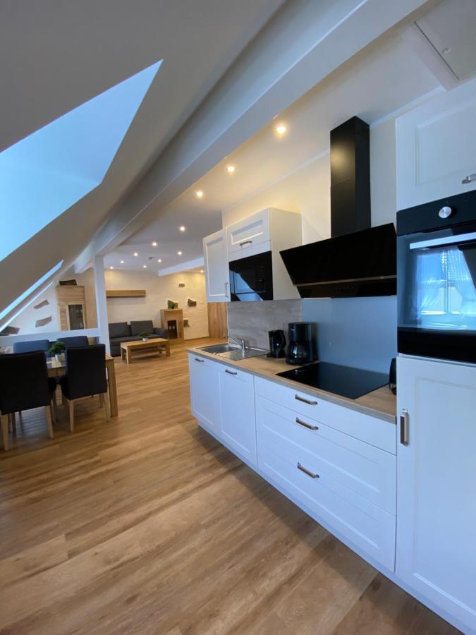 Ferienhaus Freimuth เมเซอนิค ภายนอก รูปภาพ